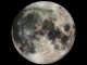 Der Mond, aufgenommen von der Raumsonde Galileo am 7. Dezember 1992. Der auffällige Strahlenkrater im unteren Teil der Aufnahme ist Tycho. (NASA / JPL)
