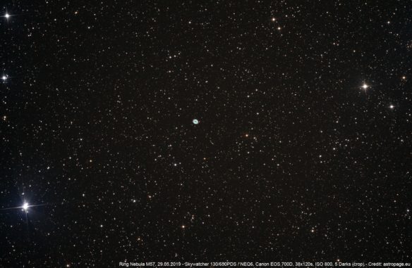 Der Ringnebel M57 im Sternbild Leier. (Credits: astropage.eu)